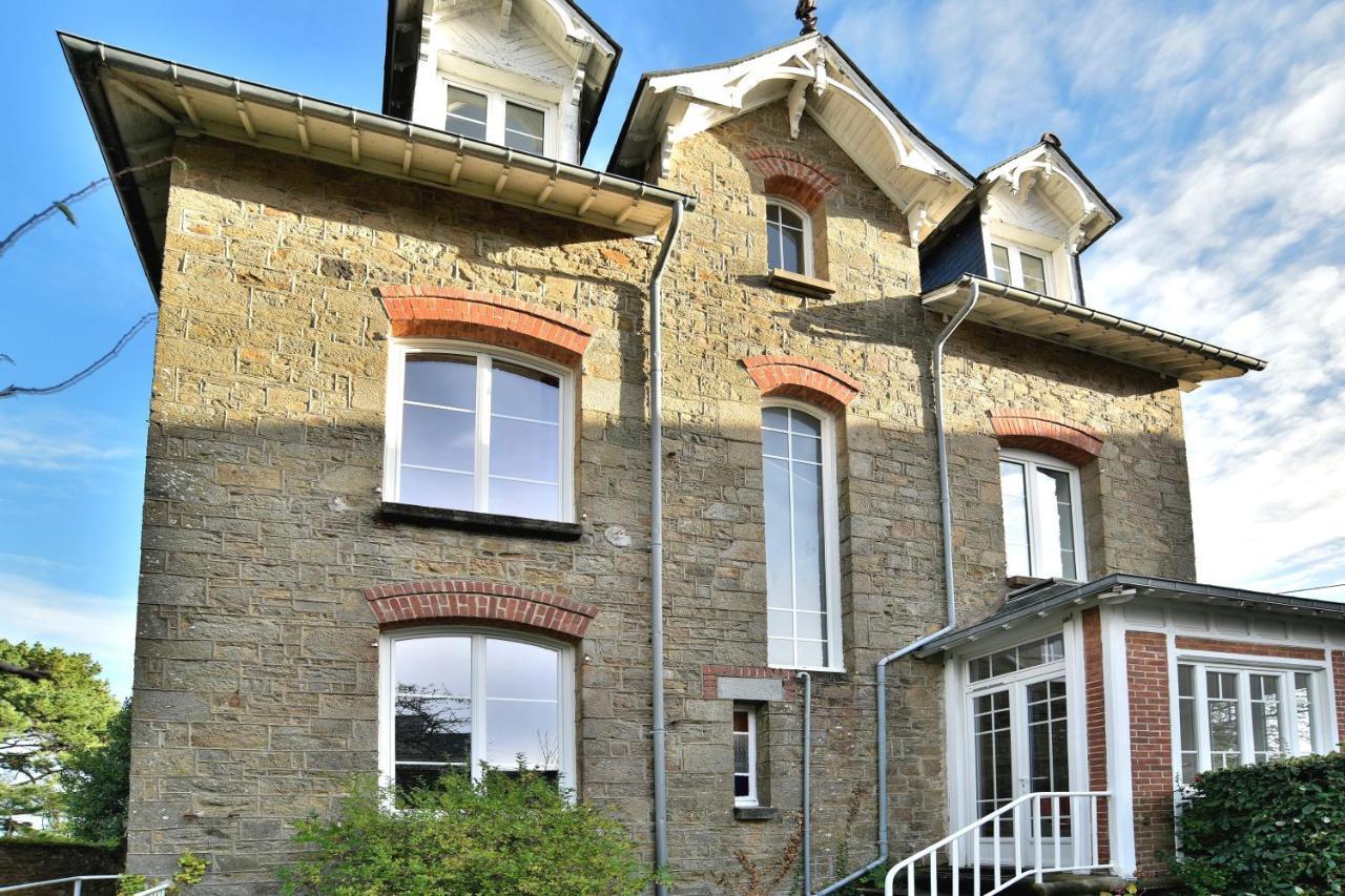 La Brise Cancalaise - Maison Typique Avec Vue Mer Cancale Exteriér fotografie